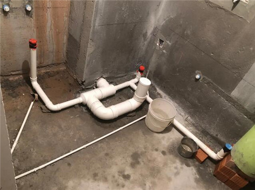 打造无忧卫浴 马桶选购、管道安装与维护全攻略